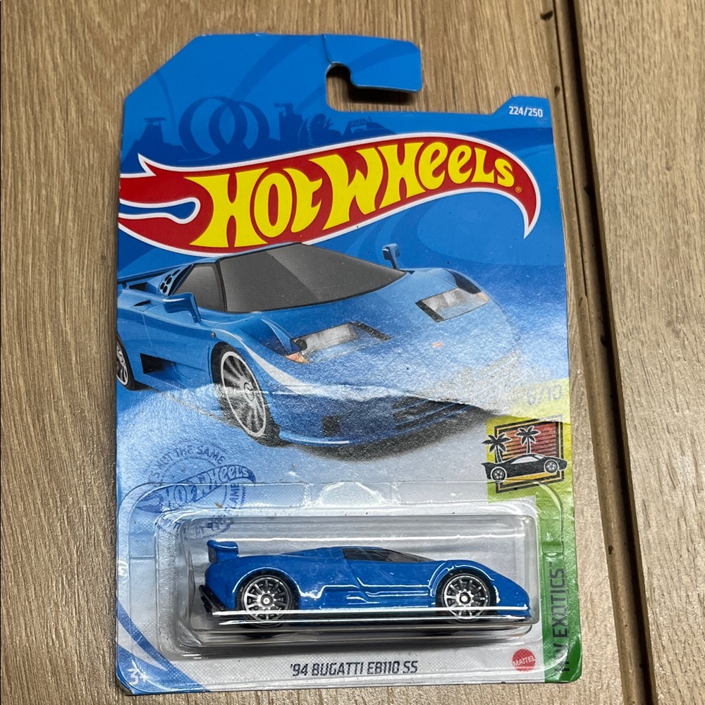 Hot Wheels Blue '94 Bugatti EB110 SS Die-Cast Car